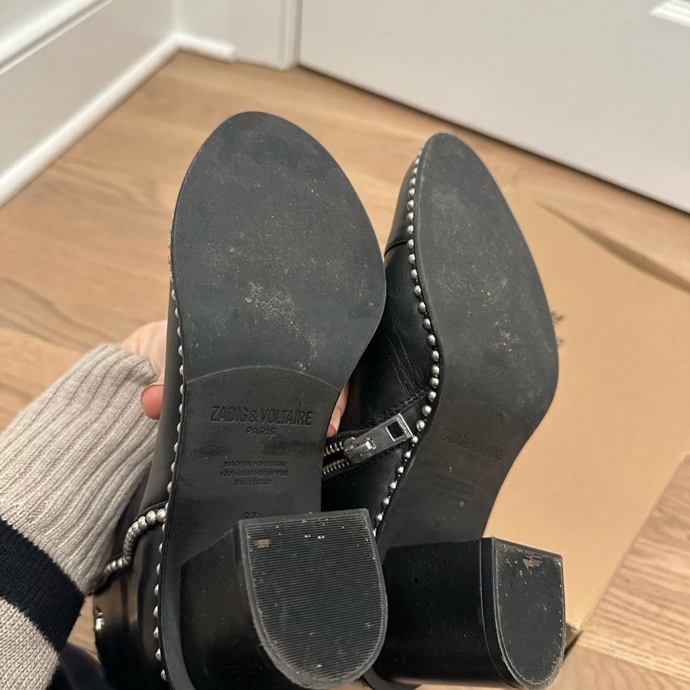 Zadig & Voltaire leather booties with silver studs - Picture 5 of 7